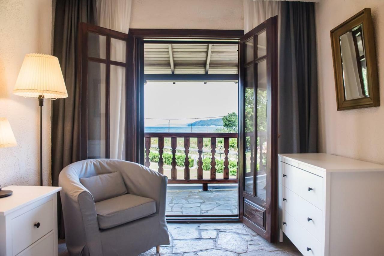 White Blossom Villa #Fourka Skála Foúrkas Exteriör bild